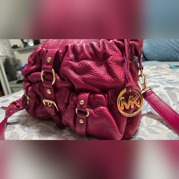 Michael Kors Purse. Vintage - Picture 4 of 6